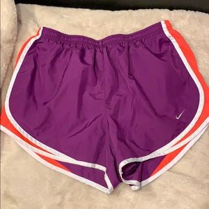Nike women’s running shorts